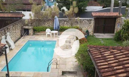 Casa com 5 dormitórios à venda, 220 m² por R$ 800.000,00 - Maravista - Niterói/RJ