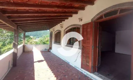 Casa à venda, 300 m² por R$ 1.504.000,00 - Piratininga - Niterói/RJ
