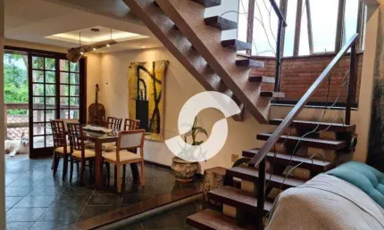 Casa com 3 dormitórios 2 suítes vista livre para floresta à venda, 263 m² por R$ 490.000 - Sape - Niterói/RJ