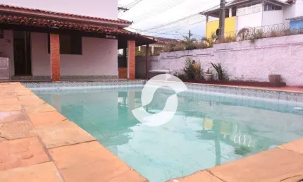 Casa com 4 dormitórios à venda, 300 m² por R$ 2.700.000,00 - São Francisco - Niterói/RJ