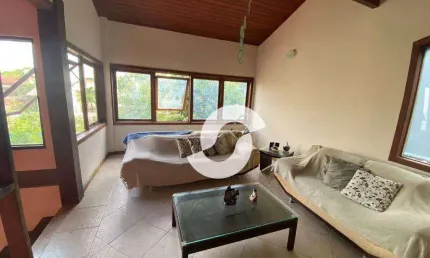 Casa com 3 dormitórios à venda, 190 m² por R$ 750.000,00 - Itaipu - Niterói/RJ