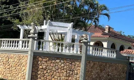 Sítio à venda, piscina casa hóspedes e caseiro 10600 m² por r$ 3.200.000  rio claro/rj