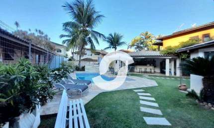 Casa com 4 dormitórios à venda, 450 m² por R$ 3.900.000,00 - Camboinhas - Niterói/RJ