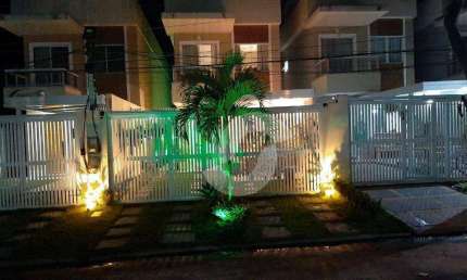 Casa com 4 dormitórios à venda, 150 m² por R$ 1.700.000,00 - Itaipu - Niterói/RJ