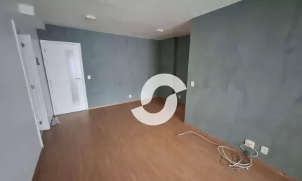 Apartamento com 2 dormitórios com varanda e lazer completo na praia de Icaraí - Niterói/RJ