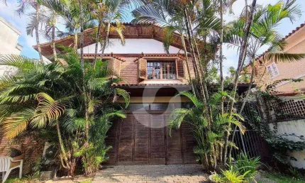 Casa com 4 dormitórios à venda, 350 m² por R$ 3.250.000,00 - São Francisco - Niterói/RJ