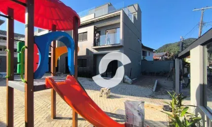 Casa com 4 dormitórios à venda, 180 m² por R$ 1.215.000,00 - Peixoto - Niterói/RJ