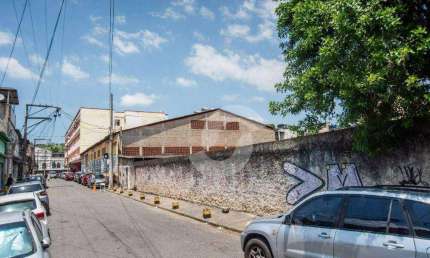 Galpão à venda, 740 m² por R$ 800.000,00 - Venda da Cruz - São Gonçalo/RJ