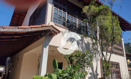 Casa com 4 dormitórios à venda, 315 m² por R$ 650.000,00 - Maria Paula - São Gonçalo/RJ