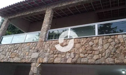 Casa com 3 dormitórios à venda, 180 m² por R$ 650.000,00 - Piratininga - Niterói/RJ