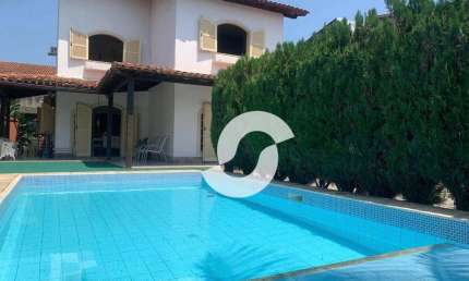 Casa com 4 dormitórios à venda, 216 m² por R$ 1.100.000,00 - Itaipu - Niterói/RJ