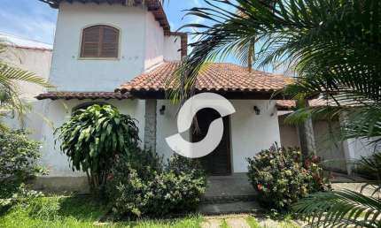 Casa com 2 dormitórios à venda, 210 m² por R$ 825.000,00 - Piratininga - Niterói/RJ