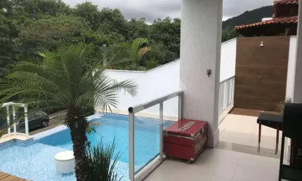 Casa com 3 dormitórios à venda, 230 m² por R$ 820.000,00 - Várzea das Moças - Niterói/RJ