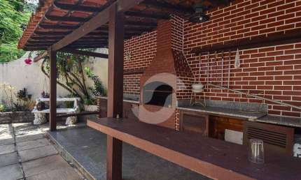 Casa com 6 dormitórios à venda, 240 m² por R$ 1.950.000,00 - São Francisco - Niterói/RJ