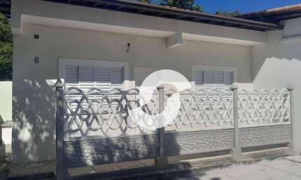 Casa 1 locação, com 2 dormitórios à venda, 56 m² por R$ 275.000 - Sape - Niterói/RJ