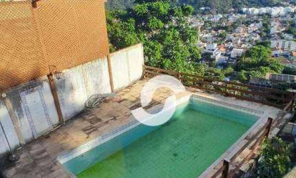 Excelente Casa em São francisco com 4 dormitórios à venda, 1200 m² por R$ 1.300.000 - São Francisco - Niterói/RJ