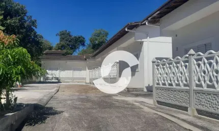 Casa com 2 dormitórios à venda, 56 m² por R$ 275.000,00 - Sape - Niterói/RJ
