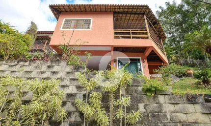 Casa com 3 dormitórios à venda, 287 m² por R$ 900.000,00 - Itaipu - Niterói/RJ