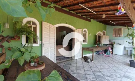 Casa com 2 dormitórios à venda, 90 m² por R$ 450.000,00 - Itaipu - Niterói/RJ