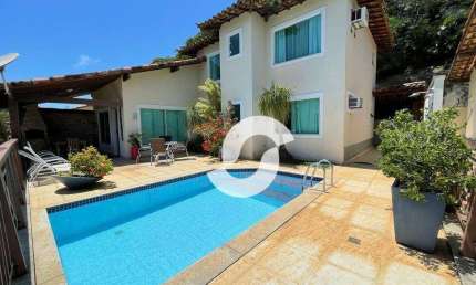 BÚZIOS - GERIBÁ (COSTA BRAVA). CASA MARAVILHOSA 4 SUÍTES, PISCINA, LAVABO, VARANDÃO, CHURRASQUEIRA, 7 VAGAS DE GARAGEM. R$ 1.980.000