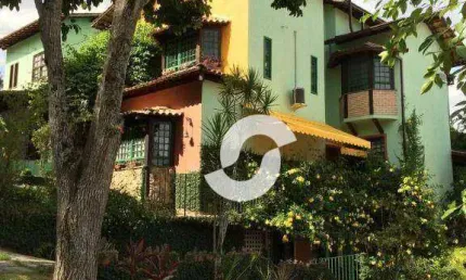 Casa com 3 dormitórios para alugar, 278 m² por R$ 5.427,64/mês - Sape - Niterói/RJ