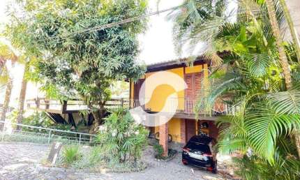 Casa com 3 dormitórios, 209 m² - venda por R$ 1.690.000,00 ou aluguel por R$ 7.589,61/mês - Pendotiba - Niterói/RJ