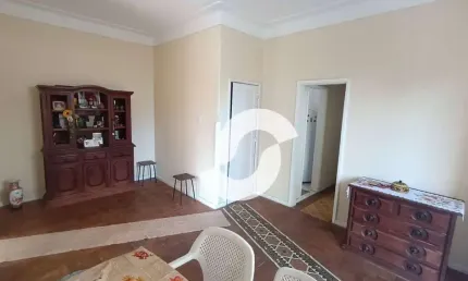 Sobrado com 3 dormitórios à venda, 100 m² por R$ 430.000,00 - Santa Rosa - Niterói/RJ