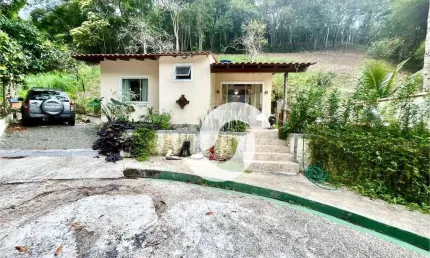 Casa com 3 dormitórios à venda, 70 m² por R$ 600.000,00 - Itaipu - Niterói/RJ
