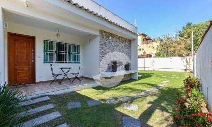 Casa com 3 dormitórios à venda, 250 m² por R$ 2.700.000,00 - Itaipu - Niterói/RJ