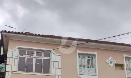 Ótima oportunidade! Casa ampla com kitnet e potencial de expansão  Se você busca um imóvel com espaço, conforto e um ótimo custo-benefício, essa casa