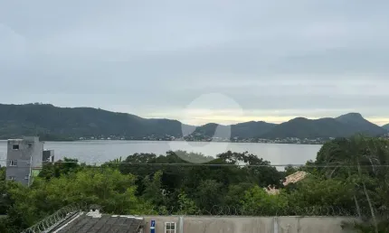 Casa com 3 dormitórios à venda, 300 m² por R$ 1.330.000,00 - Piratininga - Niterói/RJ