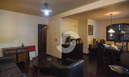 Casa de 2 andares em Icaraí, 3 dormitórios à venda, 160 m² por R$ 1.300.000