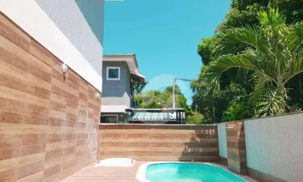 Casa com 2 dormitórios à venda, 82 m² por R$ 340.000,00 - Ponta Negra - Maricá/RJ