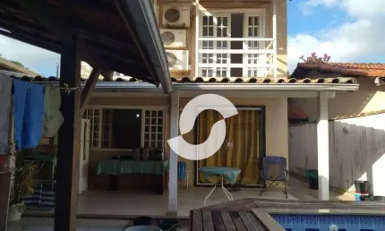 Casa com 5 dormitórios à venda, 180 m² por R$ 800.000,00 - Serra Grande - Niterói/RJ