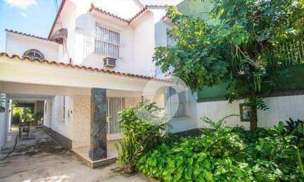 Casa com 3 dormitórios à venda, 216 m² por R$ 590.000,00 - Fonseca - Niterói/RJ