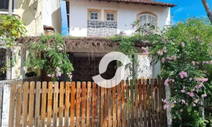 Casa com 3 dormitórios à venda, 105 m² por R$ 590.000,00 - Itaipu - Niterói/RJ
