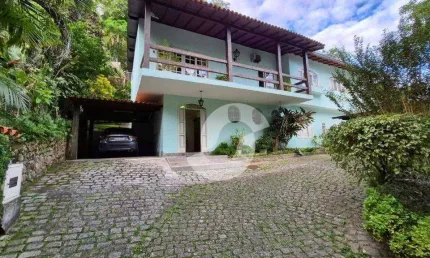 Casa com 4 dormitórios à venda, 342 m² por R$ 2.900.000,00 - Itaipu - Niterói/RJ