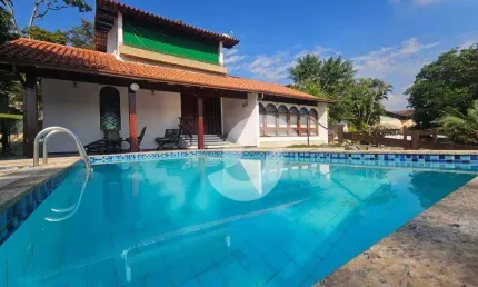 Casa com 3 dormitórios à venda, 259 m² por R$ 1.500.000,00 - Maria Paula - Niterói/RJ