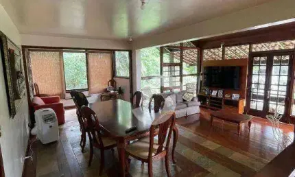 Casa com 5 dormitórios à venda, 600 m² por r$ 1.500.000,00 - itaipu - niterói/rj