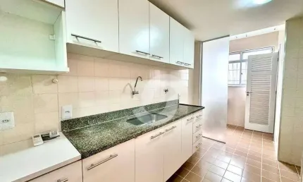 Apartamento com 2 dormitórios à venda, 122 m² por R$ 620.000 - Icaraí - Niterói/RJ