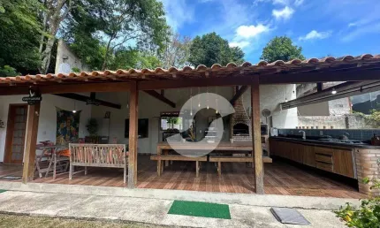 Casa com 4 dormitórios à venda, 164 m² por R$ 895.000,00 - Itaipu - Niterói/RJ