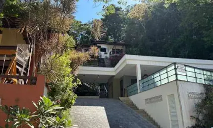 Casa com 3 dormitórios à venda, 224 m² por R$ 900.000,00 - Itaipu - Niterói/RJ