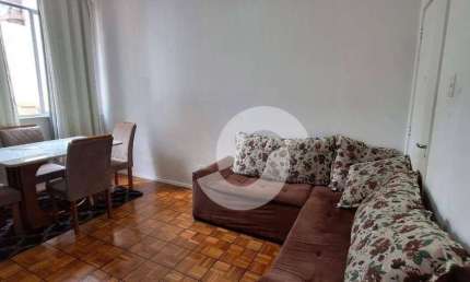 Apartamento com 2 quartos com vaga no miolo de Icaraí