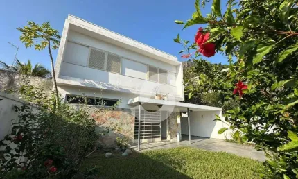 Casa com 3 dormitórios à venda, 180 m² por R$ 1.200.000,00 - São Francisco - Niterói/RJ