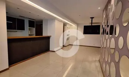 Apartamento com 3 dormitórios à venda, 135 m² por R$ 1.580.000,00 - Icaraí - Niterói/RJ