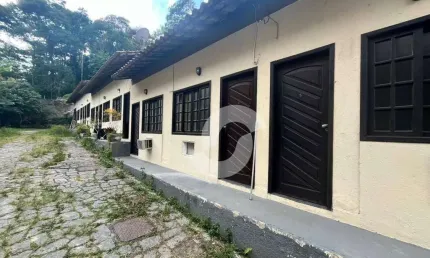 Área à venda, 765 m² com 14 kitnets por r$ 1.100.000