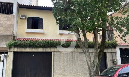 Casa com 3 dormitórios à venda, 150 m² por R$ 950.000,00 - Ingá - Niterói/RJ