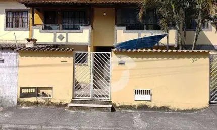 Casa a venda por R$350.000,00 com 61,09m² 2 quartos, sala, banheiro, cozinha e garagem.