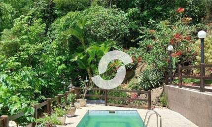 Casa com 4 dormitórios à venda, 232 m² por R$ 1.200.000,00 - Pendotiba - Niterói/RJ