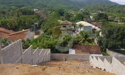 Terreno à venda, 242 m² por R$ 290.000,00 - Engenho do Mato - Niterói/RJ